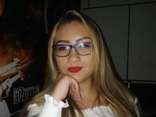 GisellKisses GisellKisses